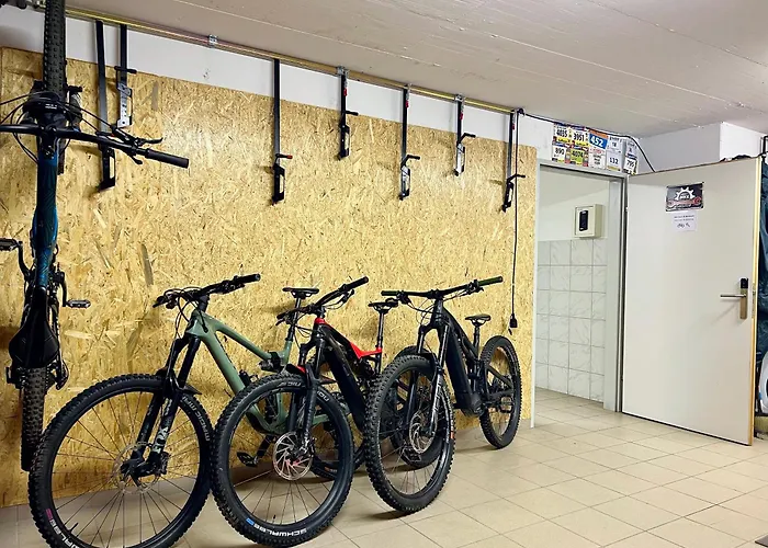 Pale 아파트 피스